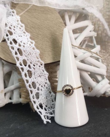 5   α   δαχτυλιδι  στρας  χρυσο (1)